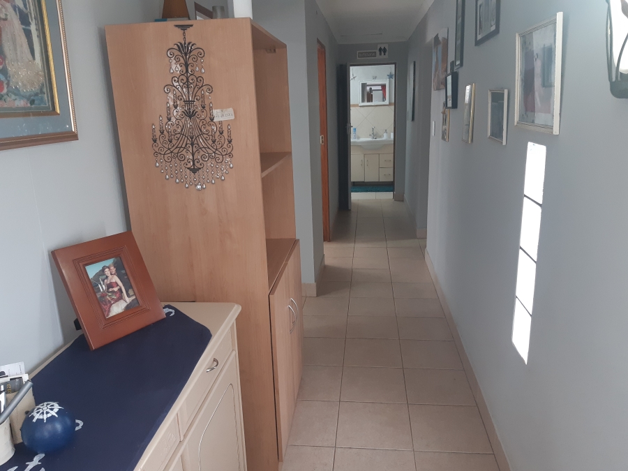 4 Bedroom Property for Sale in Aston Bay Eastern Cape